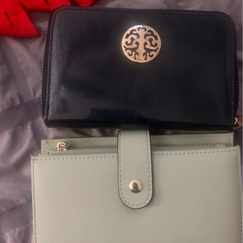 2 bundle wallet sale 1 mint green and 1 deep blue